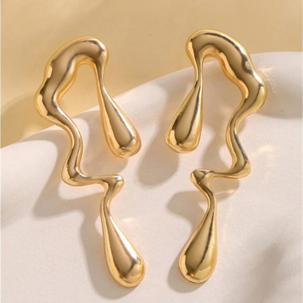 BRAND NEW Gold Drip drop Earrings - 14K Gold Plated stainless statement earrings